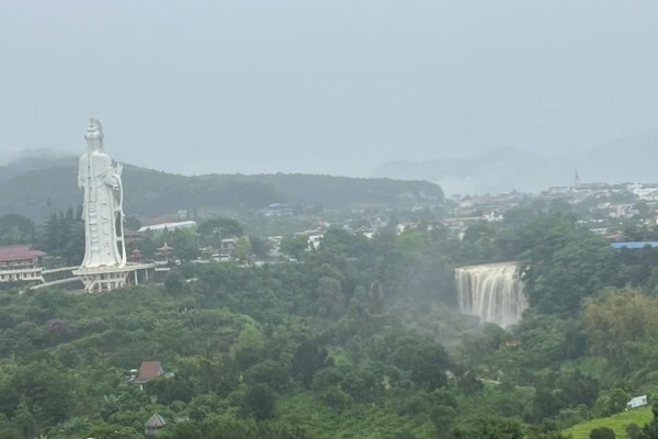 Dalat Easyrider Tour – The Ultimate Motorcycle Adventure in Vietnam