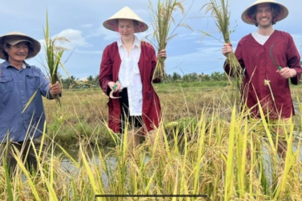Foreign Travelers Go Local: Farming Experience with Vietnamese Locals in the Countryside with Dalat Easyrider”
